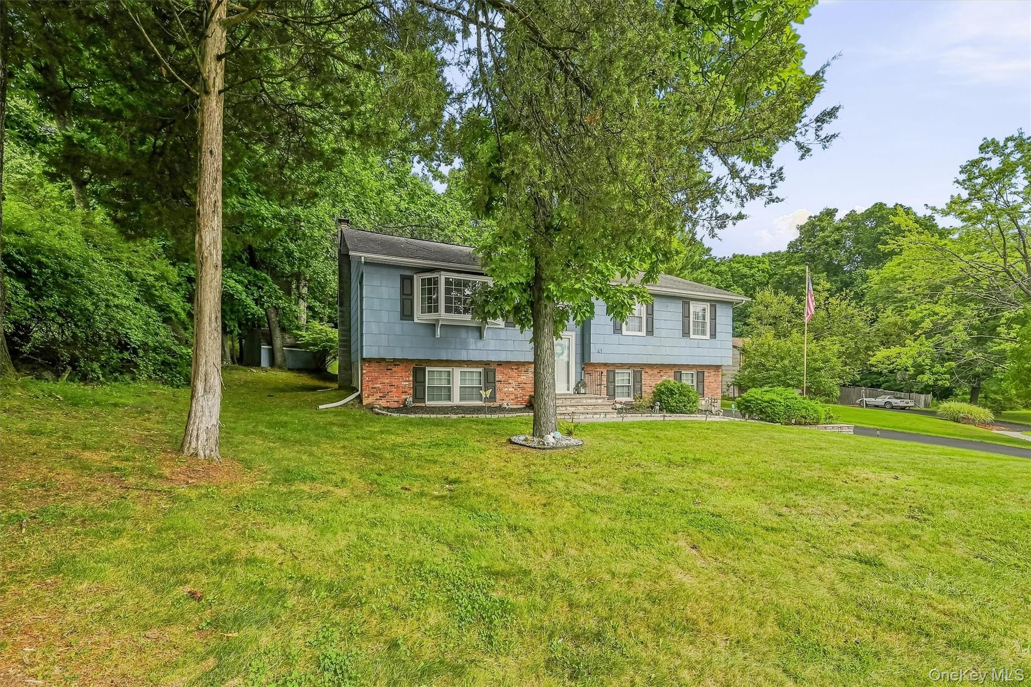 41 Forestdale Avenue – For Sale photo 4