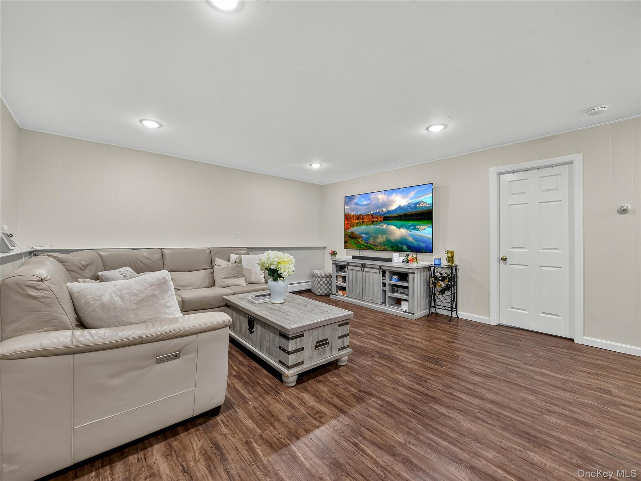 5 Evan Drive – For Sale photo 34