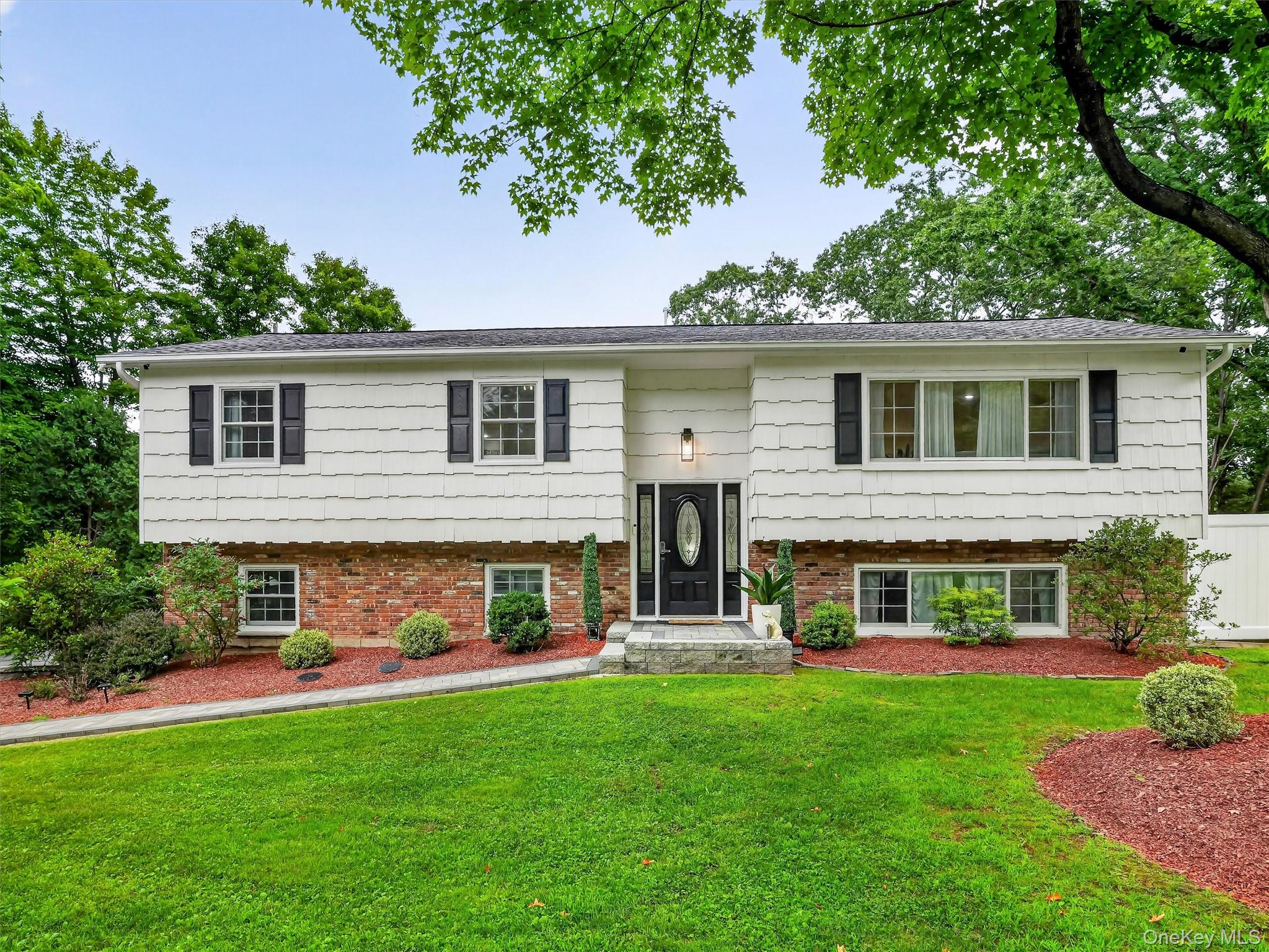 5 Evan Drive – For Sale