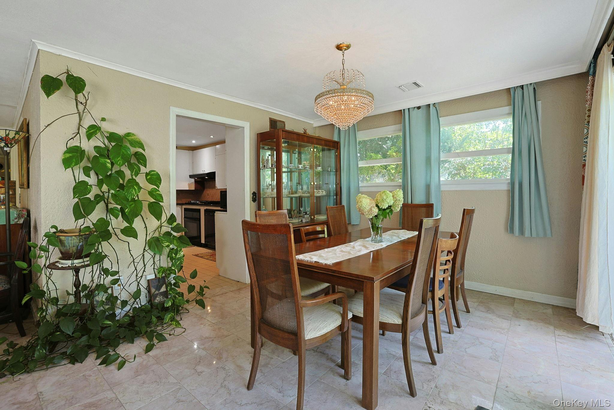 130 Apple Lane Drive – For Sale photo 15