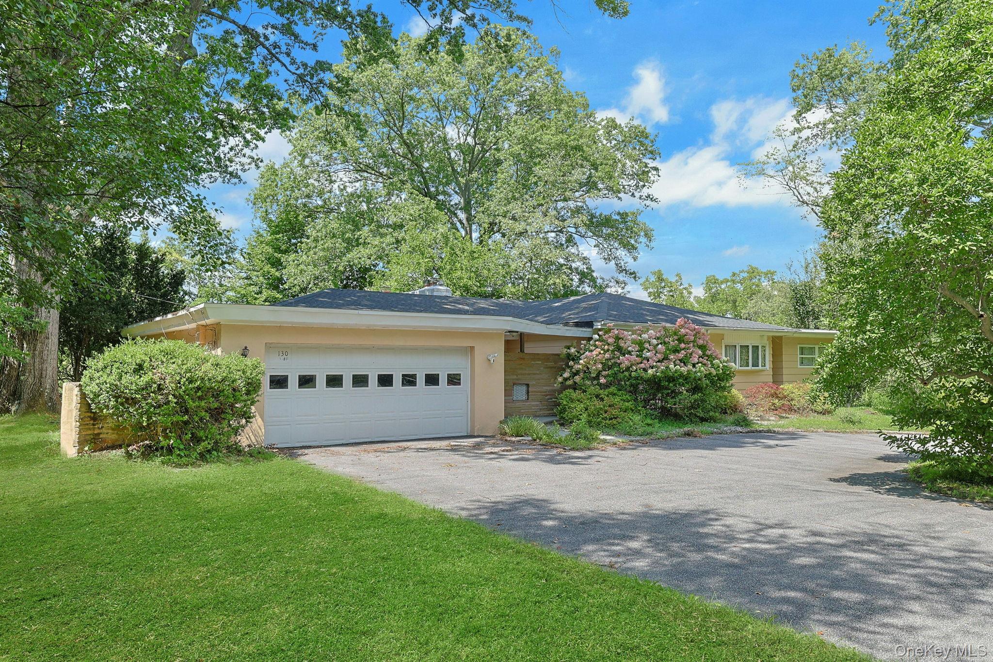 130 Apple Lane Drive – For Sale photo 2