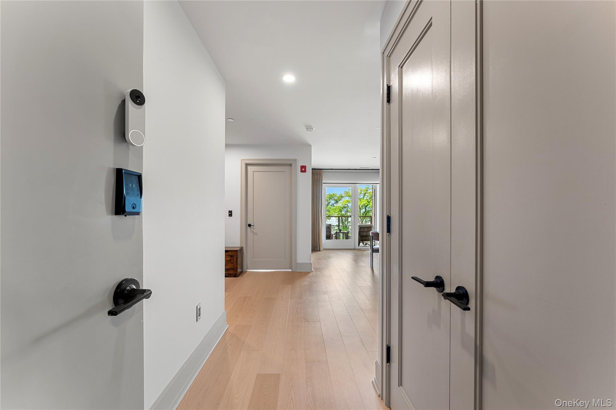 25 S Riverside Avenue, Unit 210 photo 3