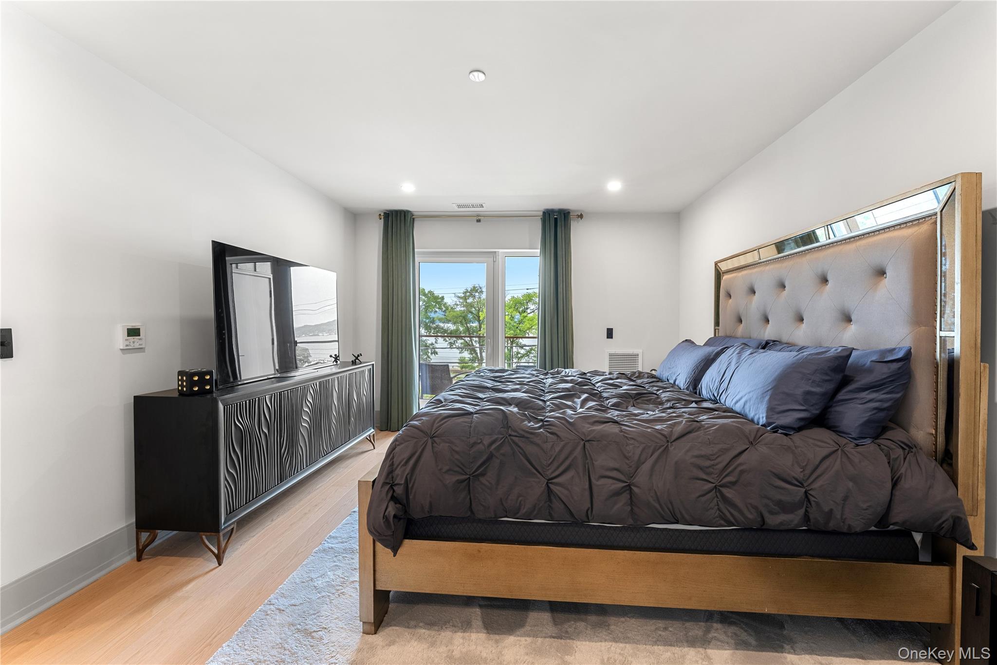 25 S Riverside Avenue, Unit 210 photo 12
