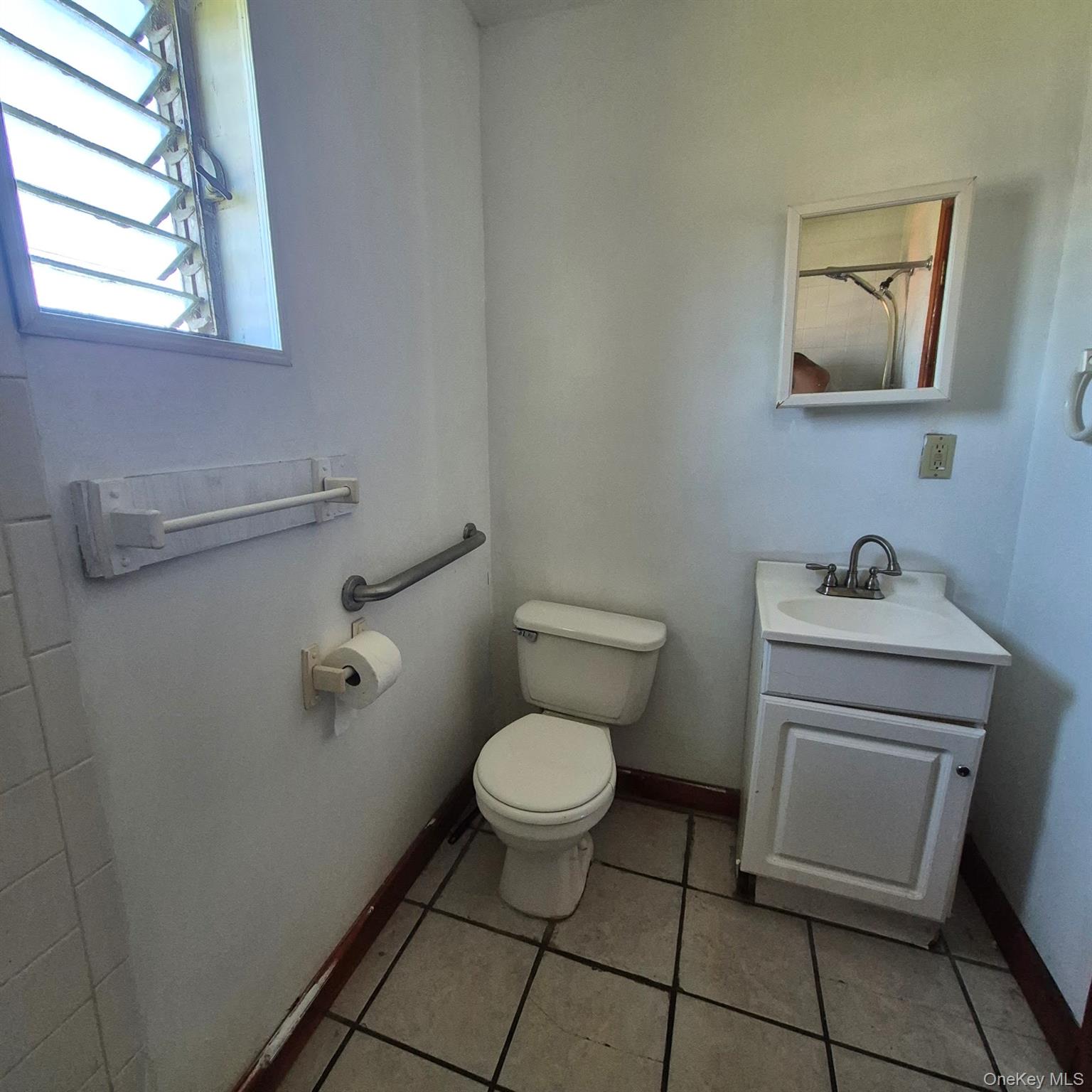 2071 Ulster Avenue, Unit 4 photo 6