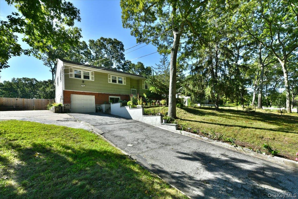 16 Edgar Drive – For Sale photo 3