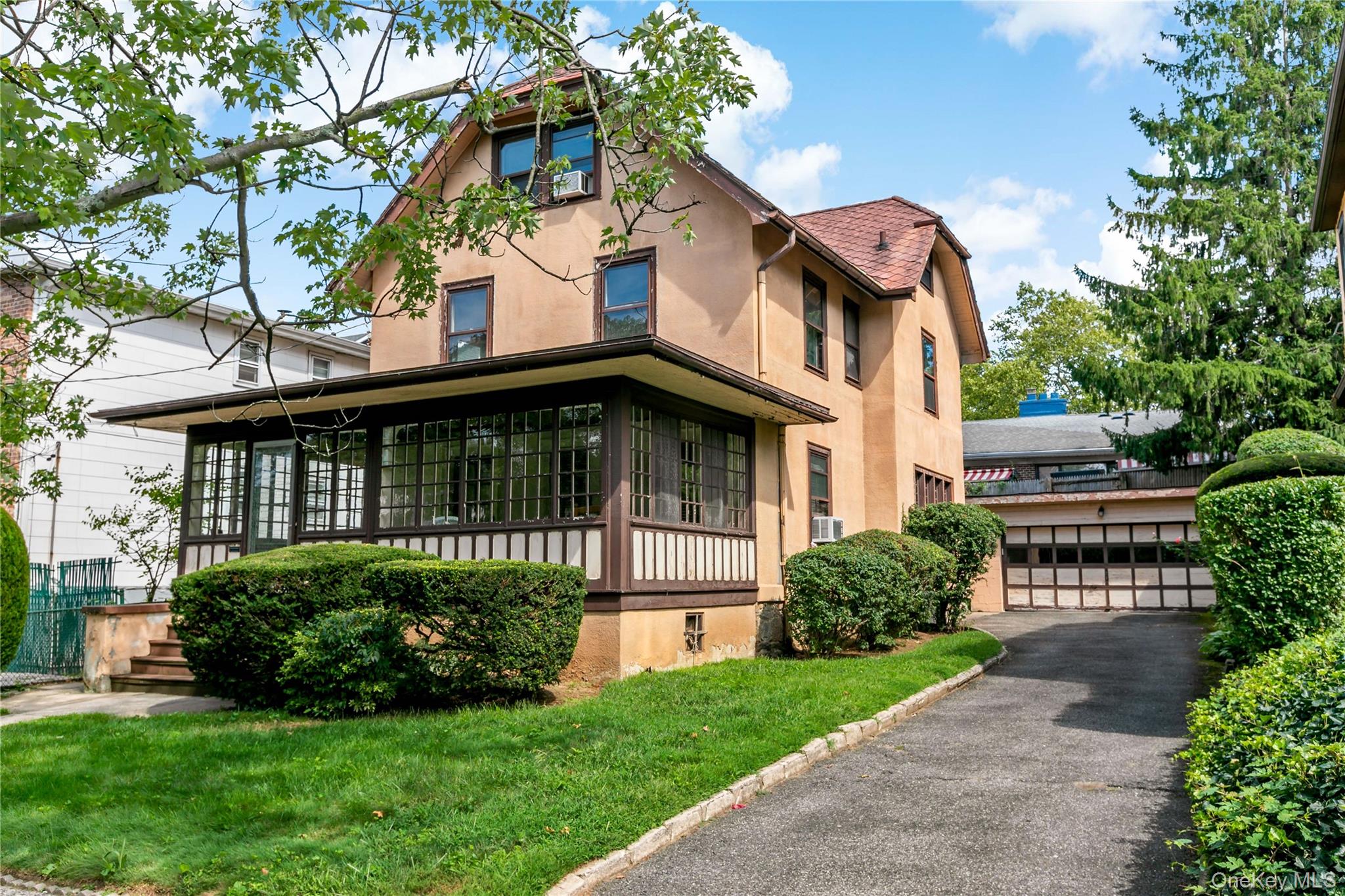 33 Melrose Avenue – For Sale