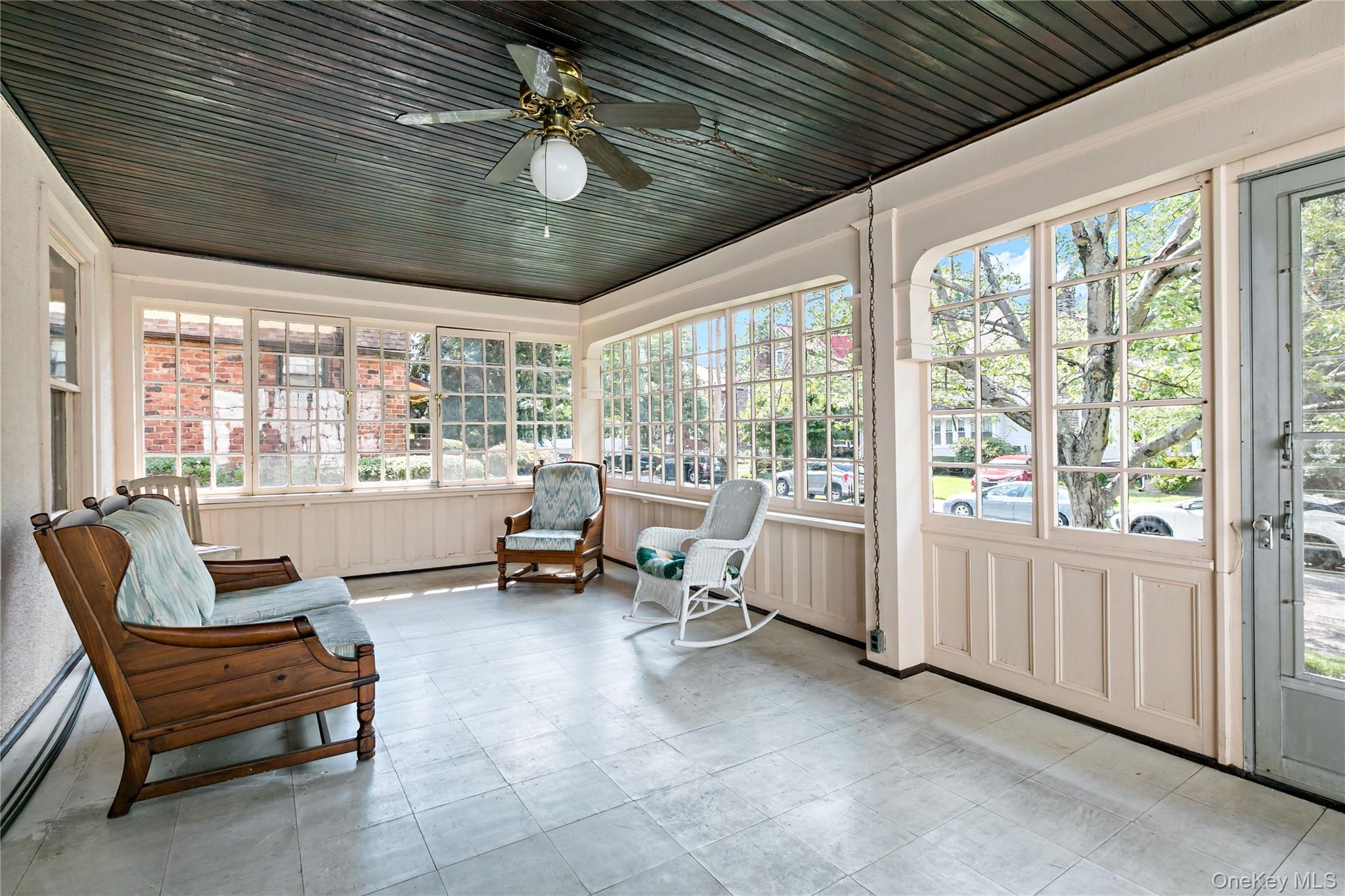 33 Melrose Avenue – For Sale photo 3