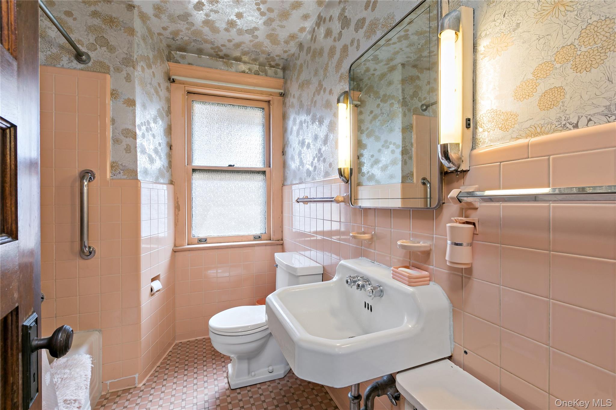 33 Melrose Avenue – For Sale photo 18