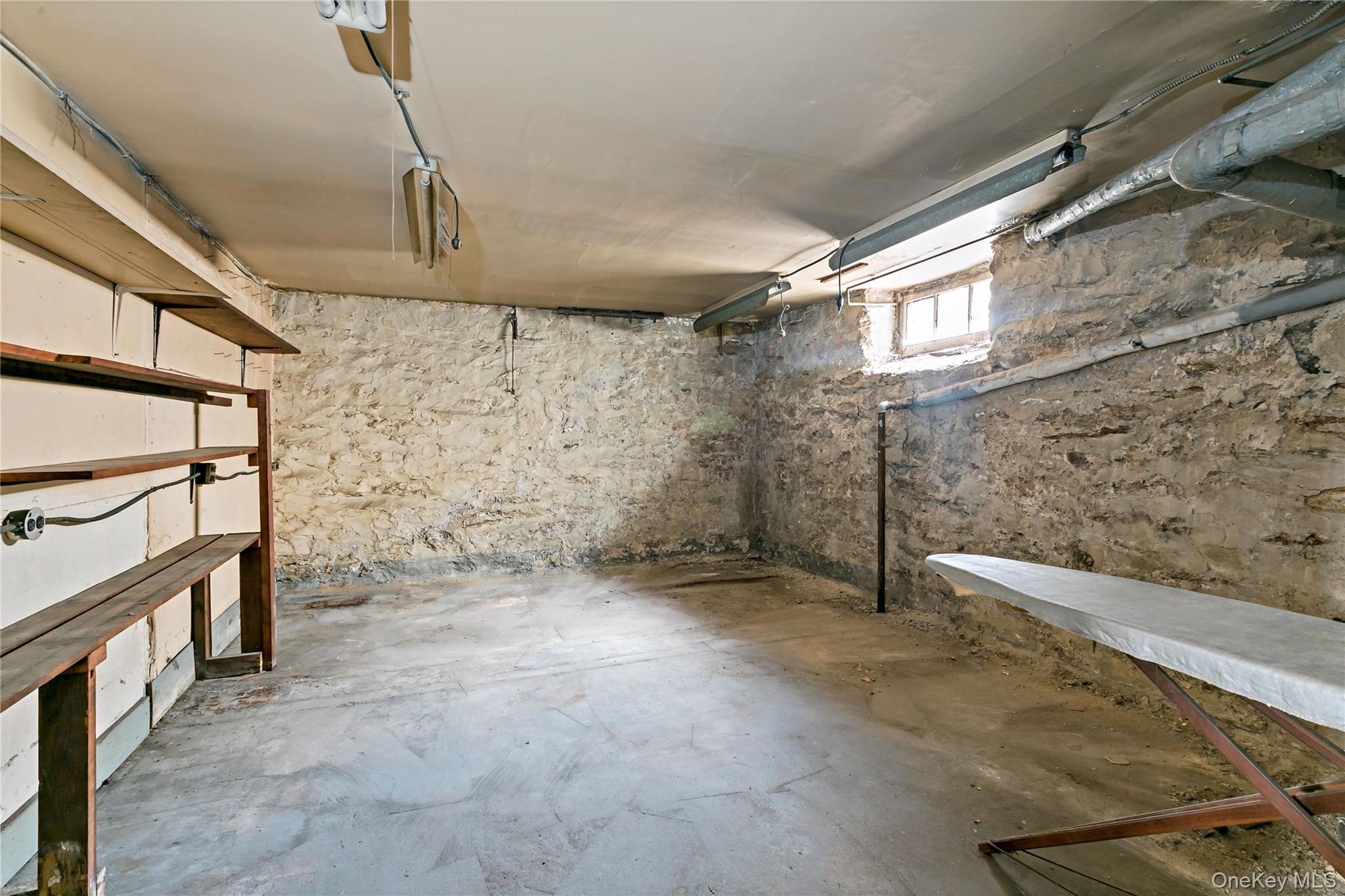 33 Melrose Avenue – For Sale photo 21