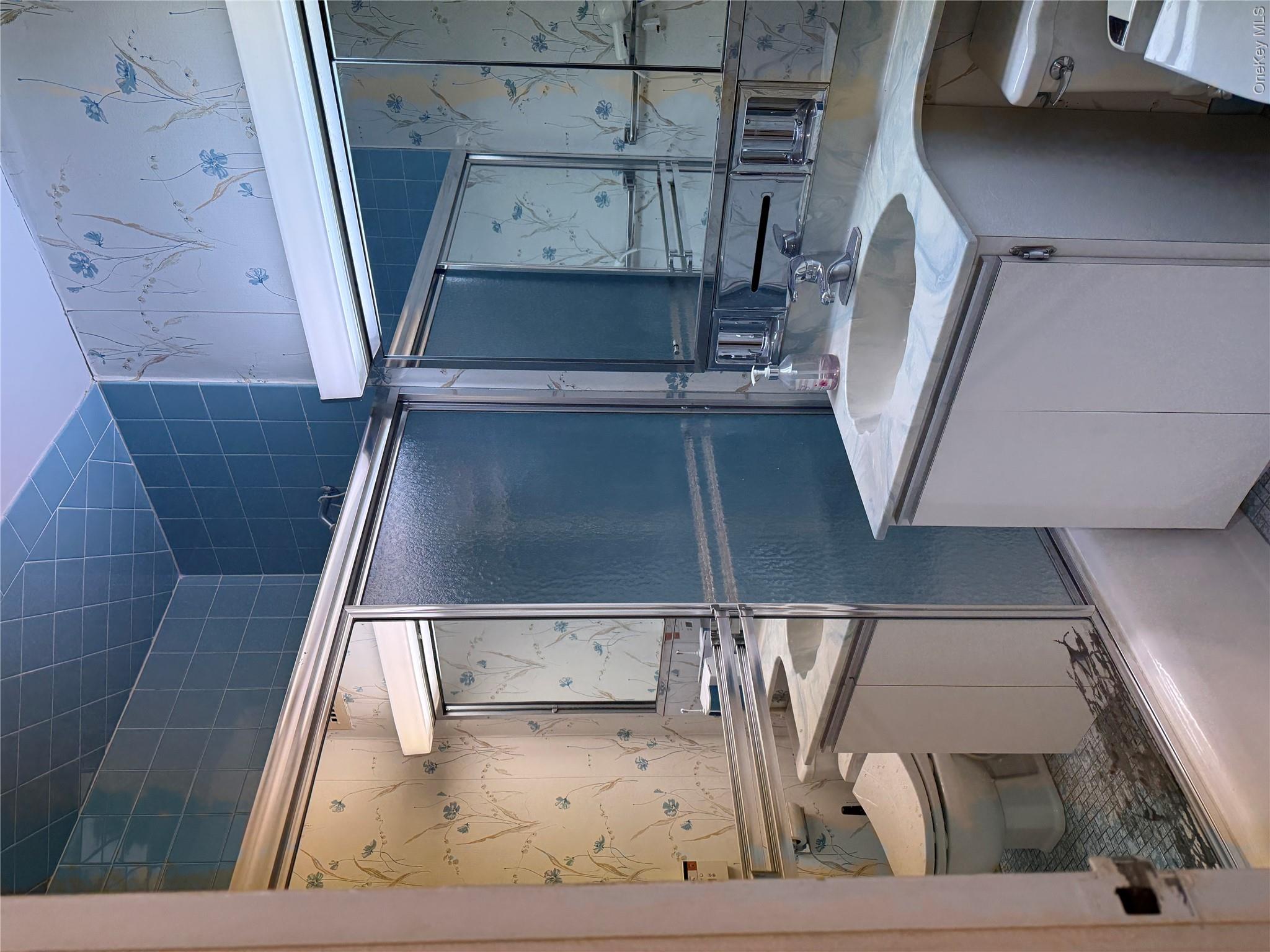 61-20 Grand Central Parkway, Unit A 1002 photo 21