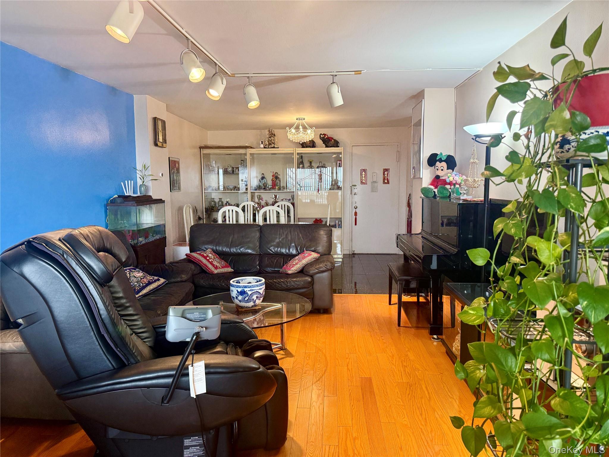 61-20 Grand Central Parkway, Unit A 1002 photo 6