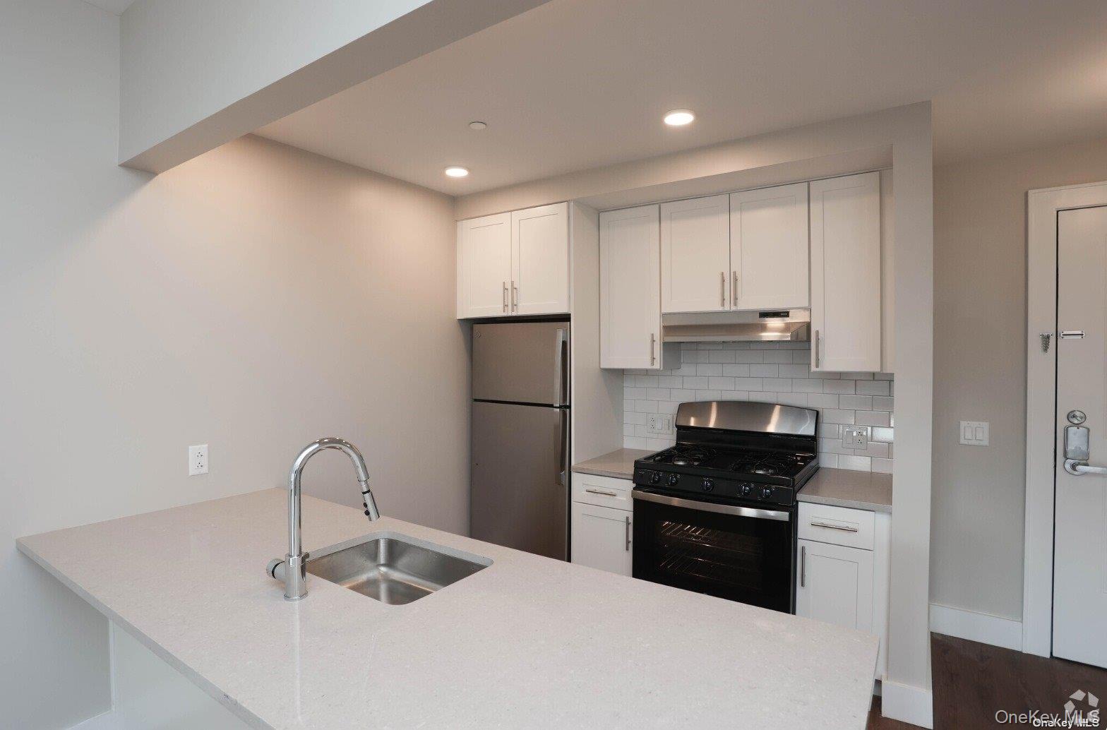 44-36 Douglaston Parkway, Unit 3K photo 7