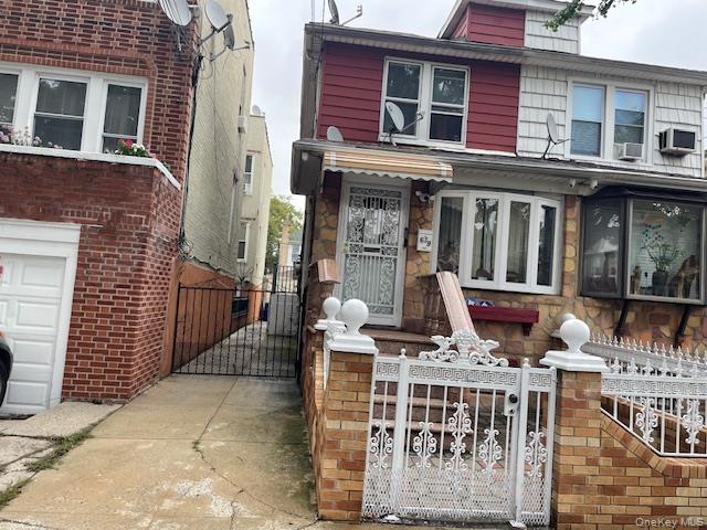 639 E 51st Street – For Sale