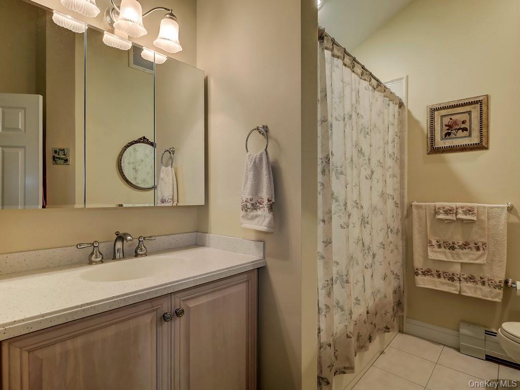 17 Constitution Court – For Sale photo 28