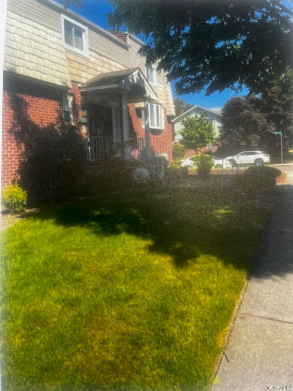 8104 169th Street – For Sale photo 2