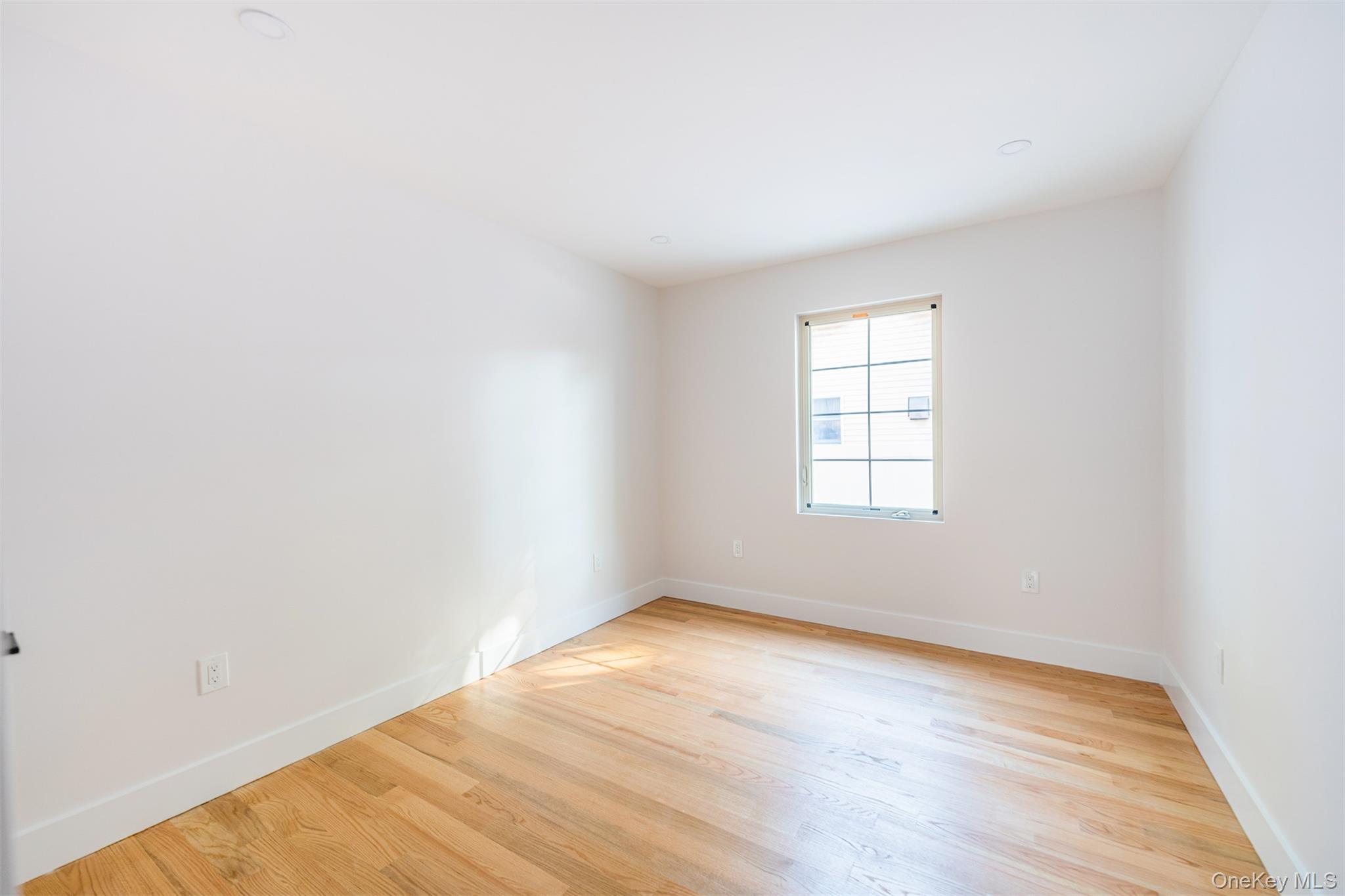 15744 20th Road, Unit 2 photo 5