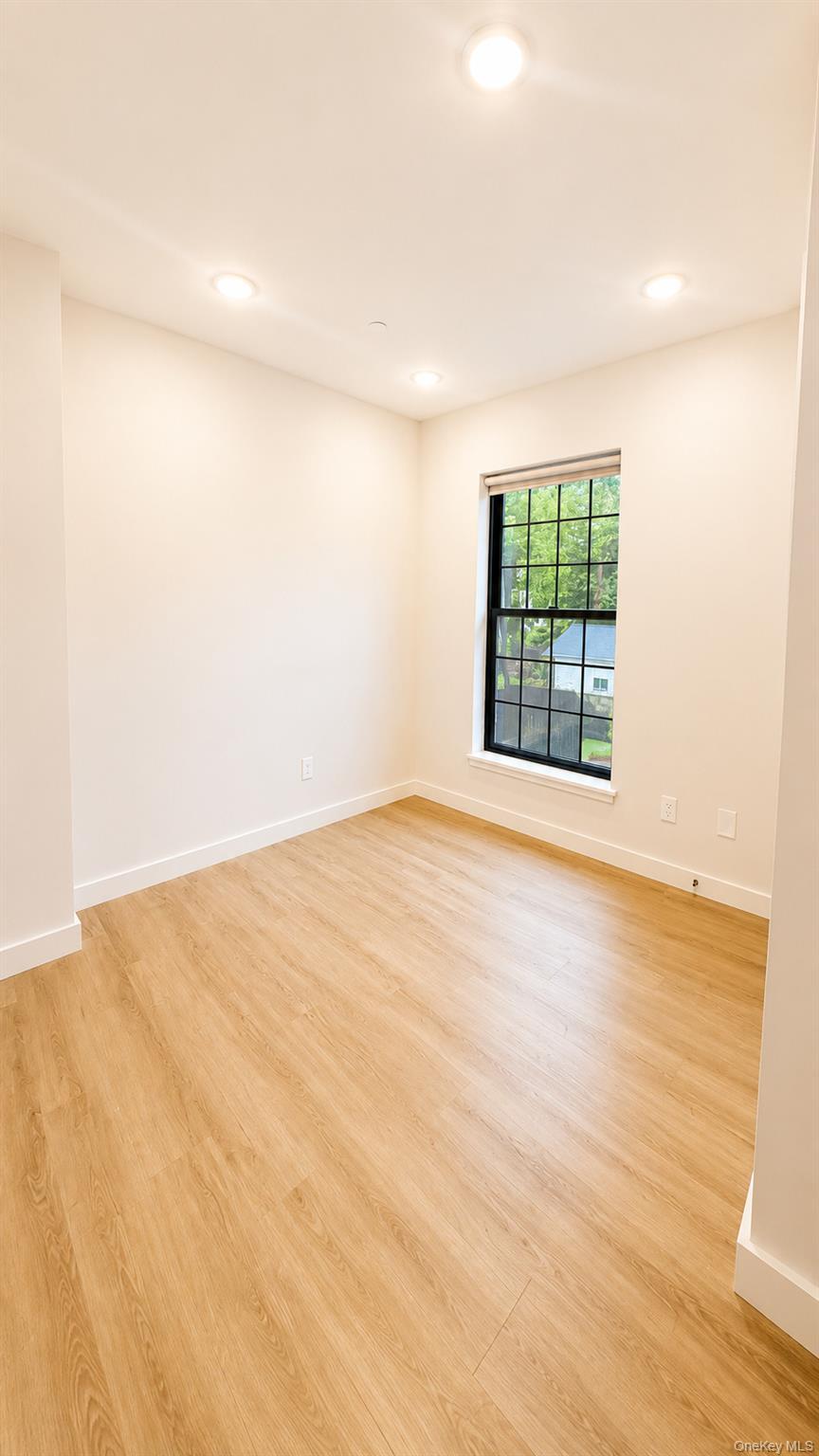 136 south, Unit 202 photo 9