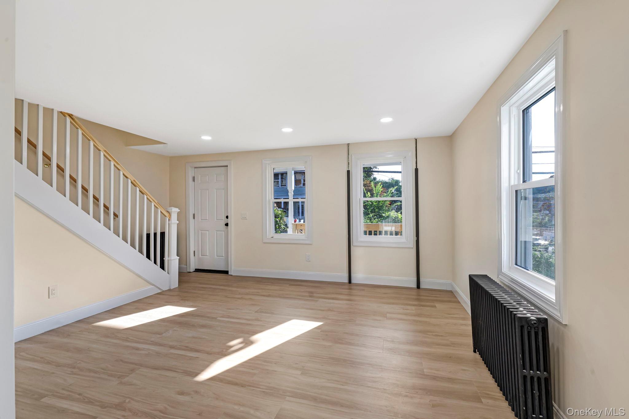 5 Grant Avenue – For Rent photo 7