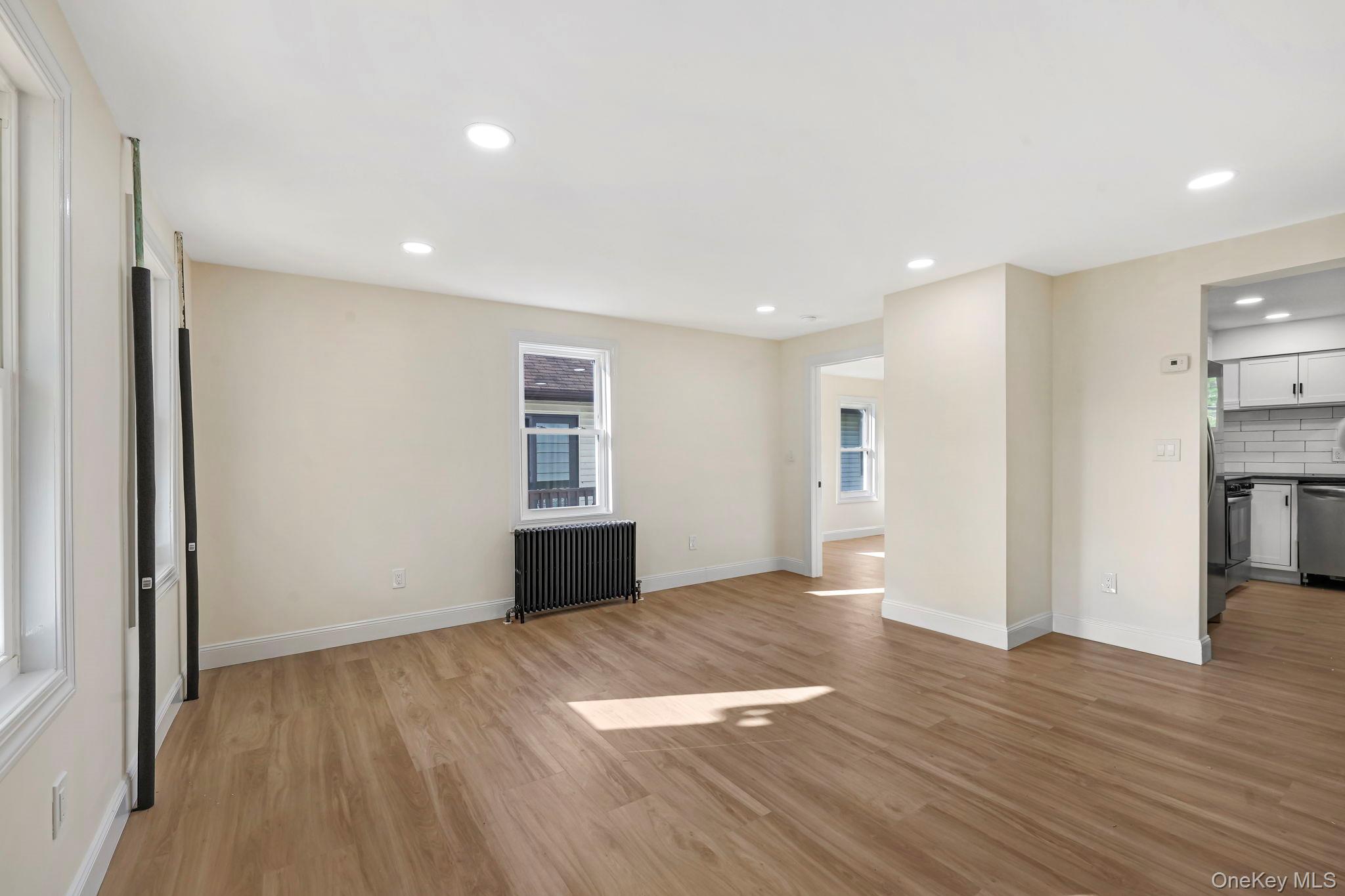 5 Grant Avenue – For Rent photo 6