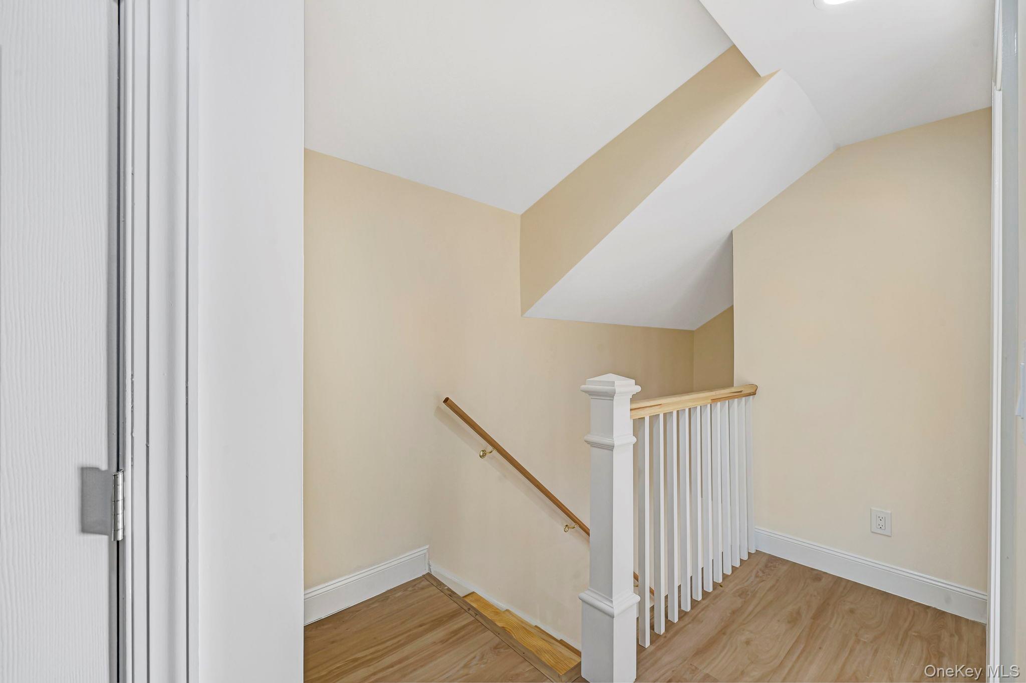 5 Grant Avenue – For Rent photo 19