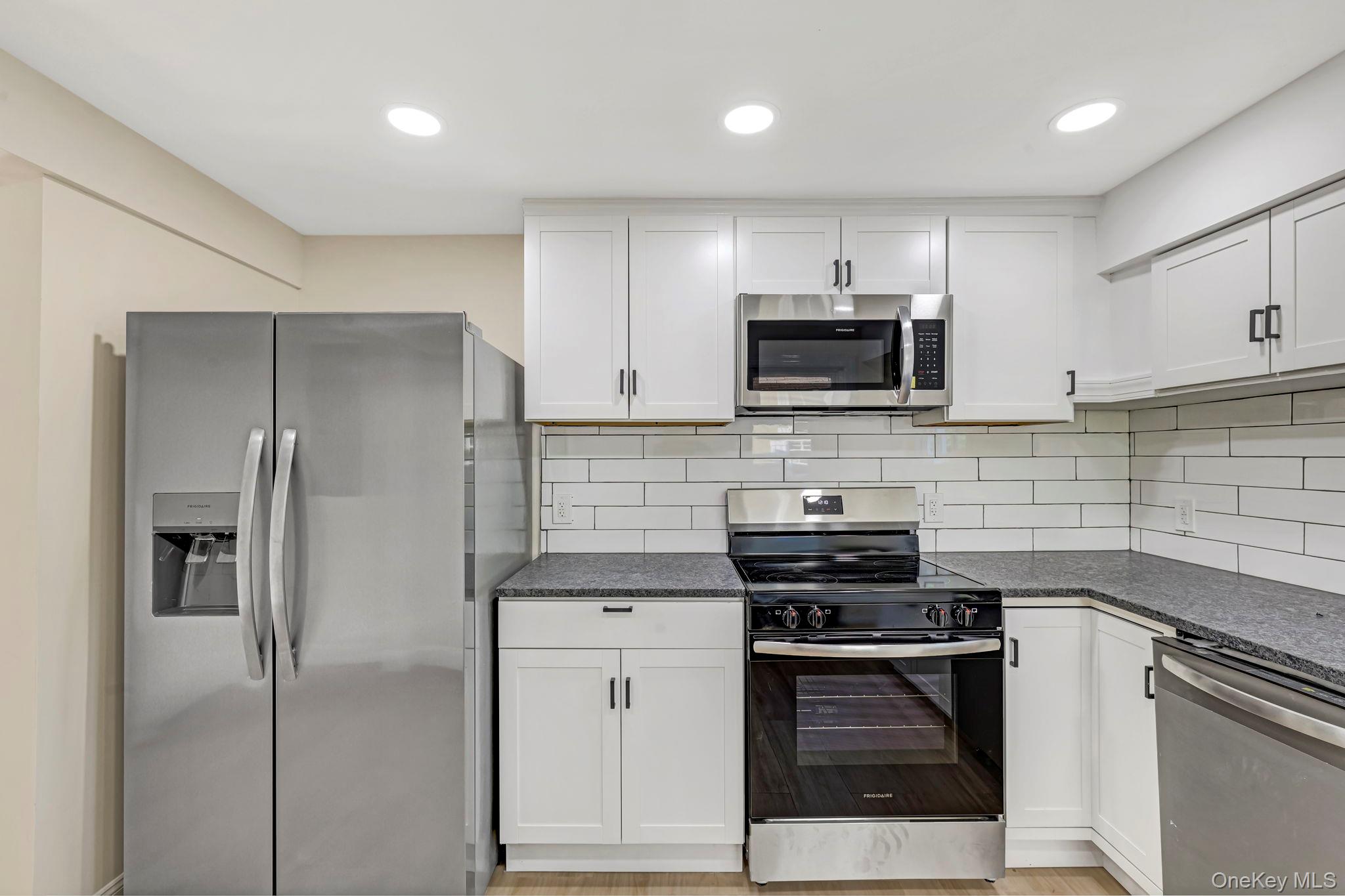 5 Grant Avenue – For Rent photo 12