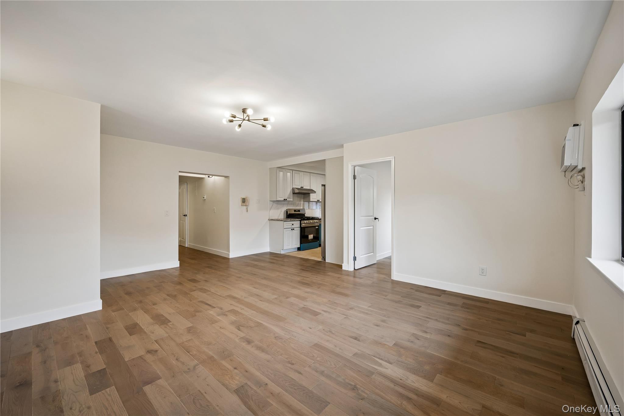 14726 Roosevelt Avenue, Unit 1C photo 7