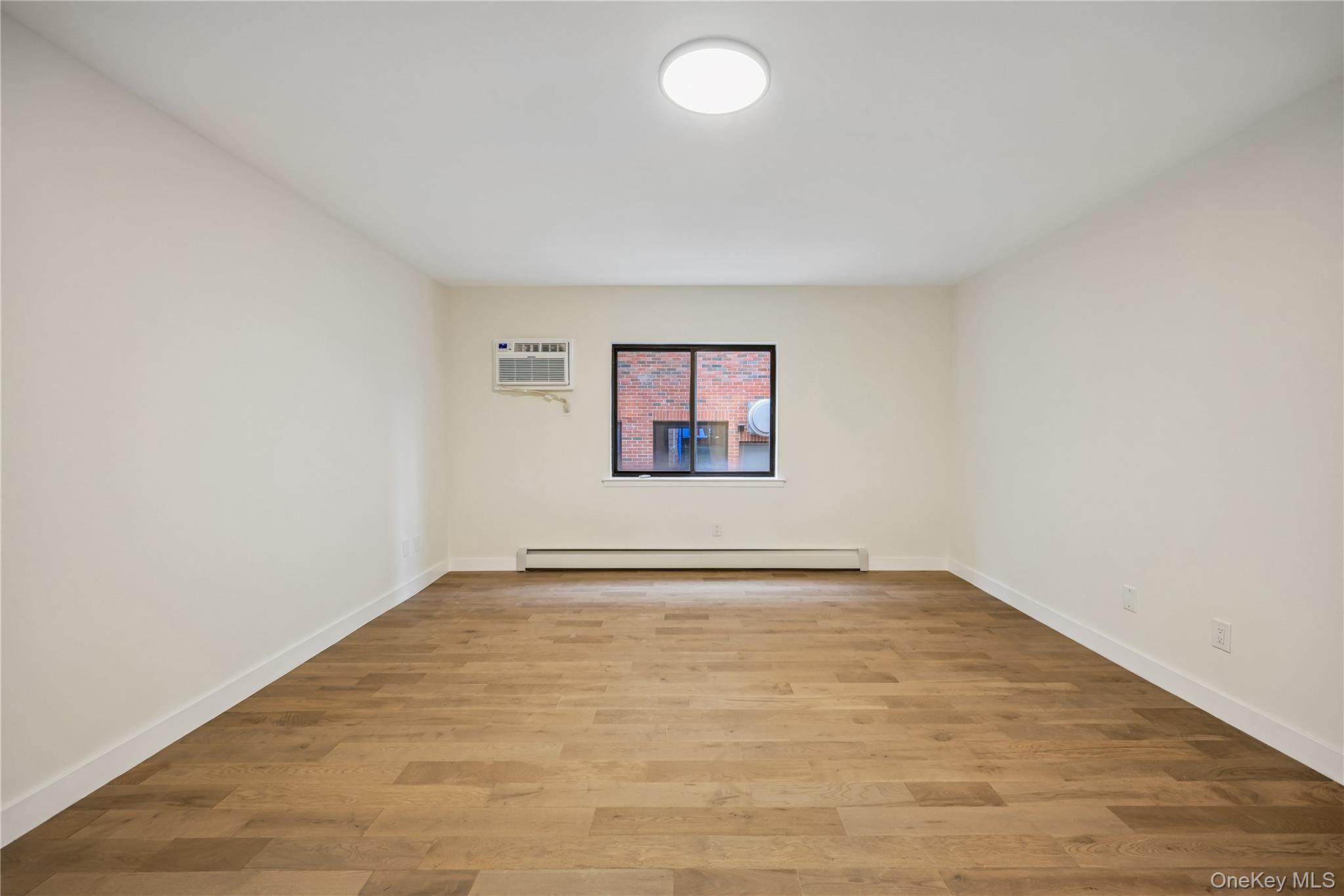14726 Roosevelt Avenue, Unit 1C photo 14