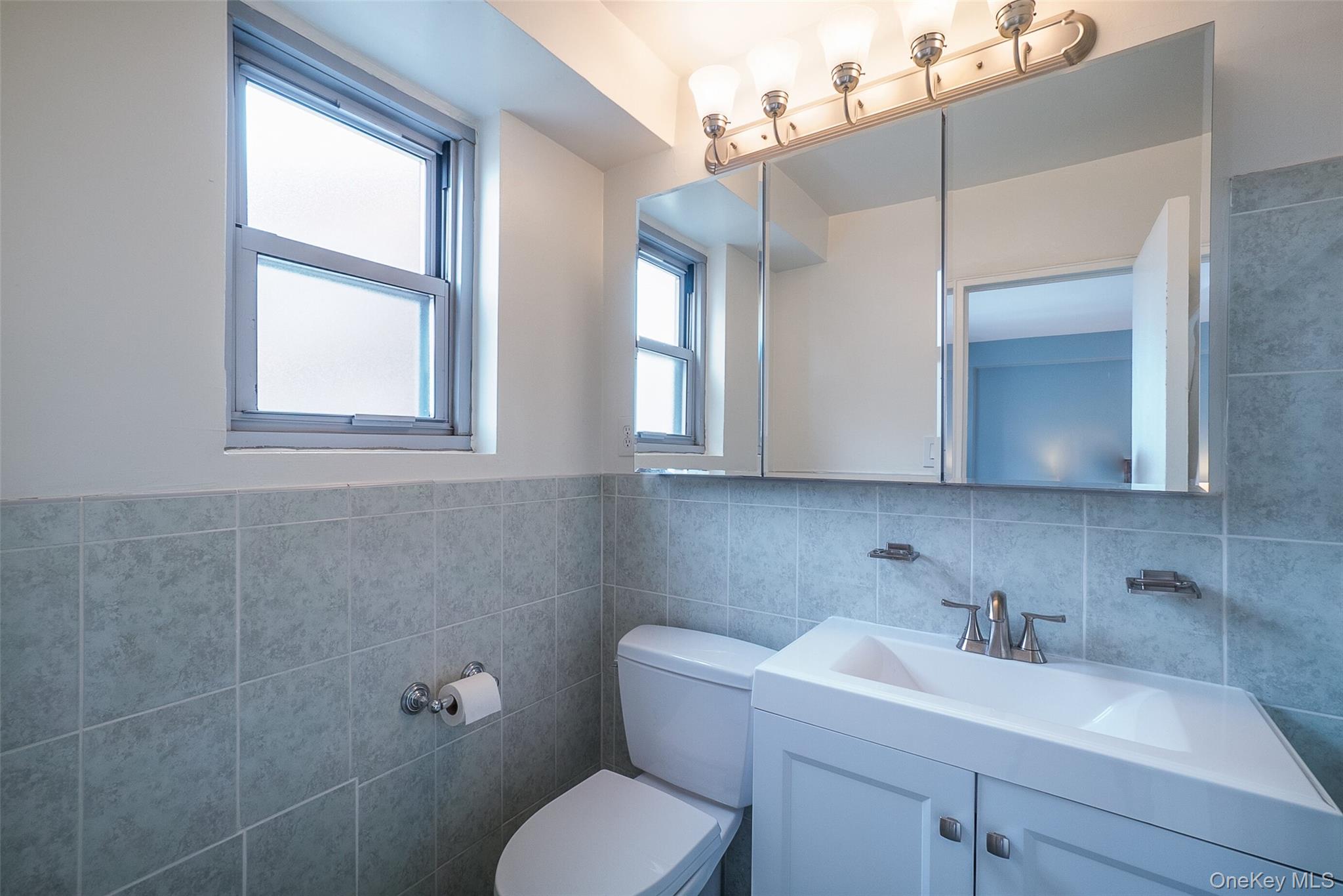 85-15 Main Street, Unit 12J photo 19