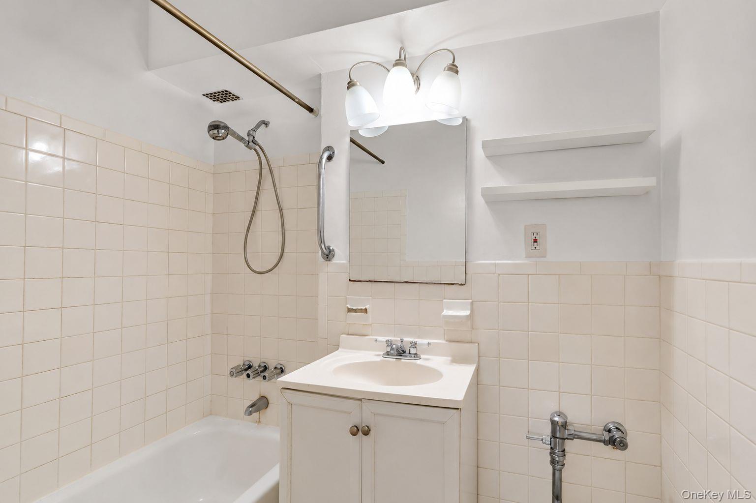 59-30 108th Street, Unit 5G photo 29