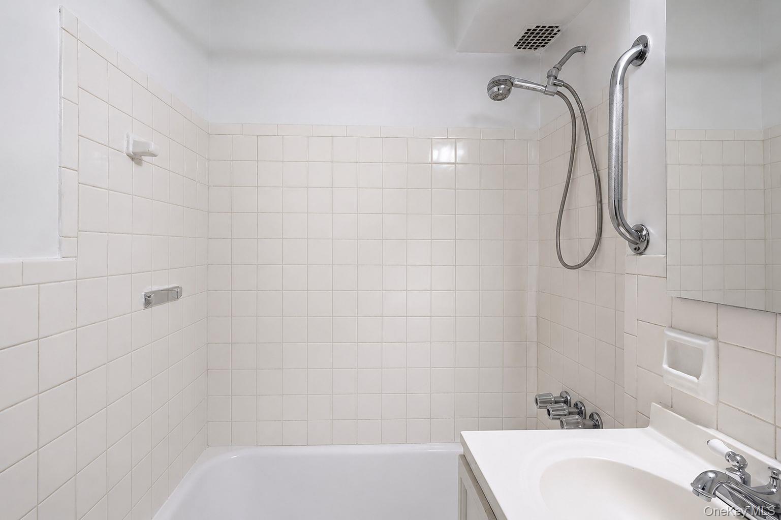 59-30 108th Street, Unit 5G photo 30