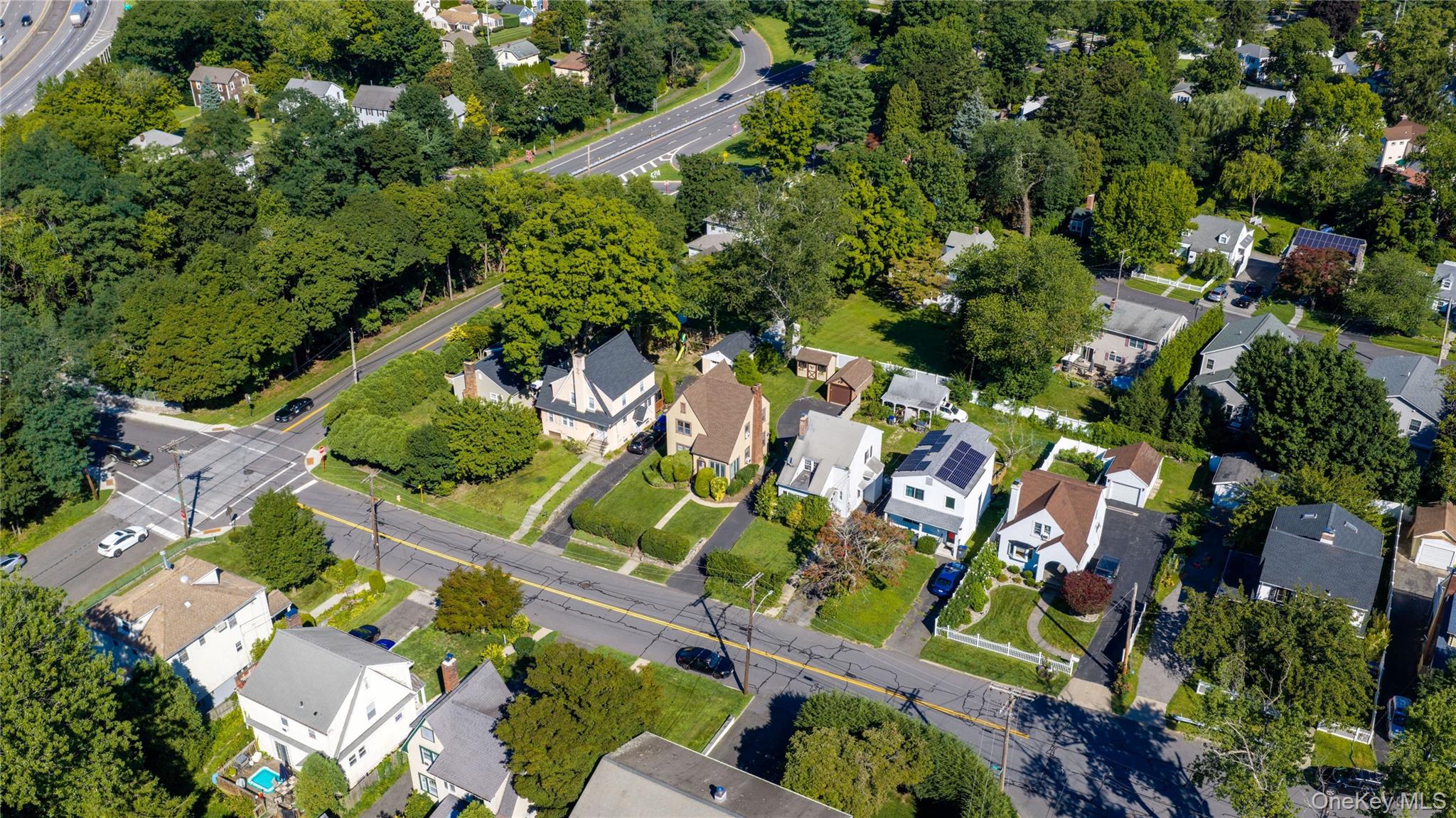136 Grant Avenue – For Sale photo 4