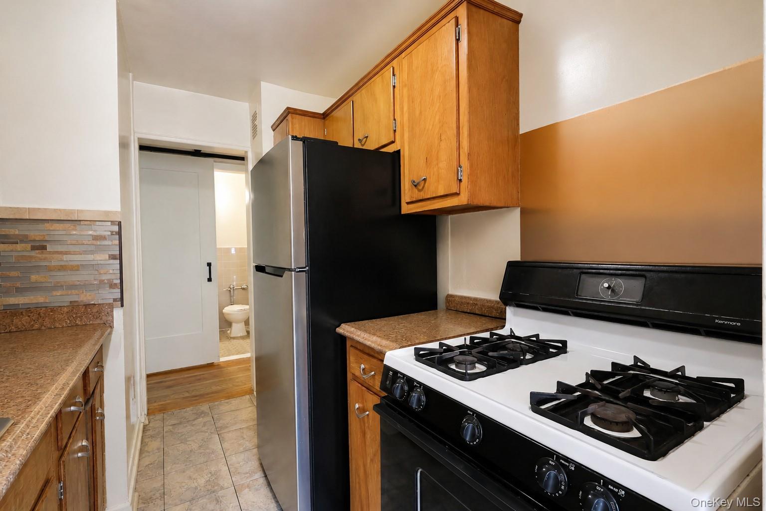 99-35 59th Avenue, Unit 4k photo 15