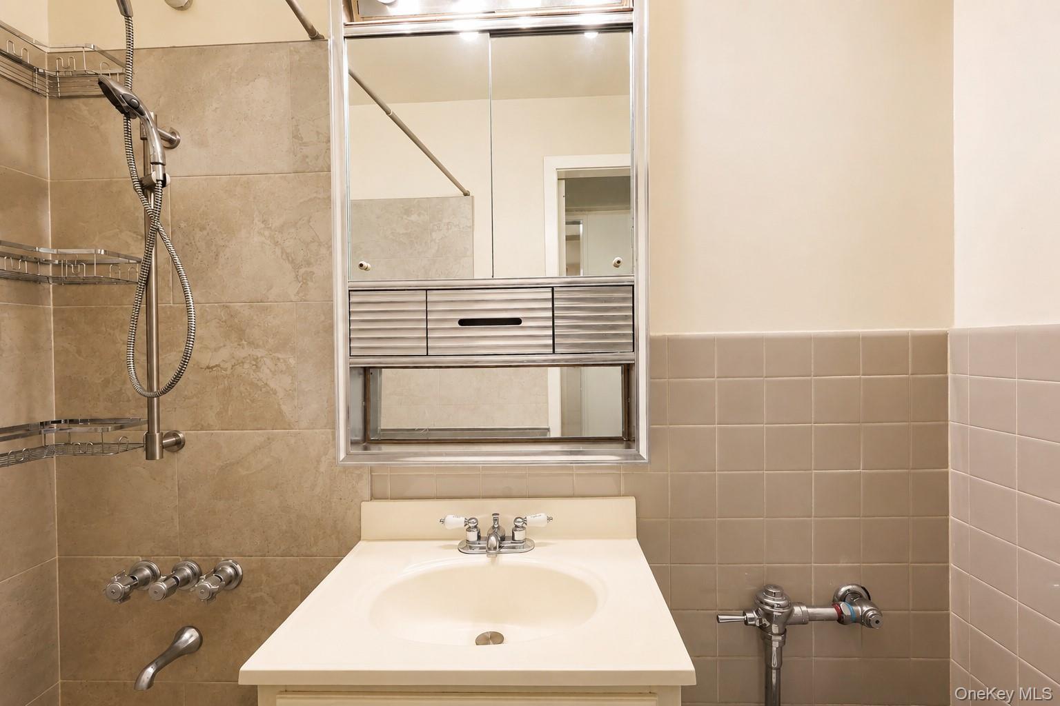 99-35 59th Avenue, Unit 4k photo 20