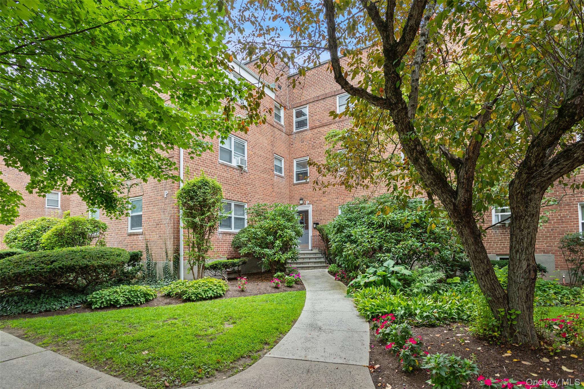 320 S Broadway, Unit P7 photo 2