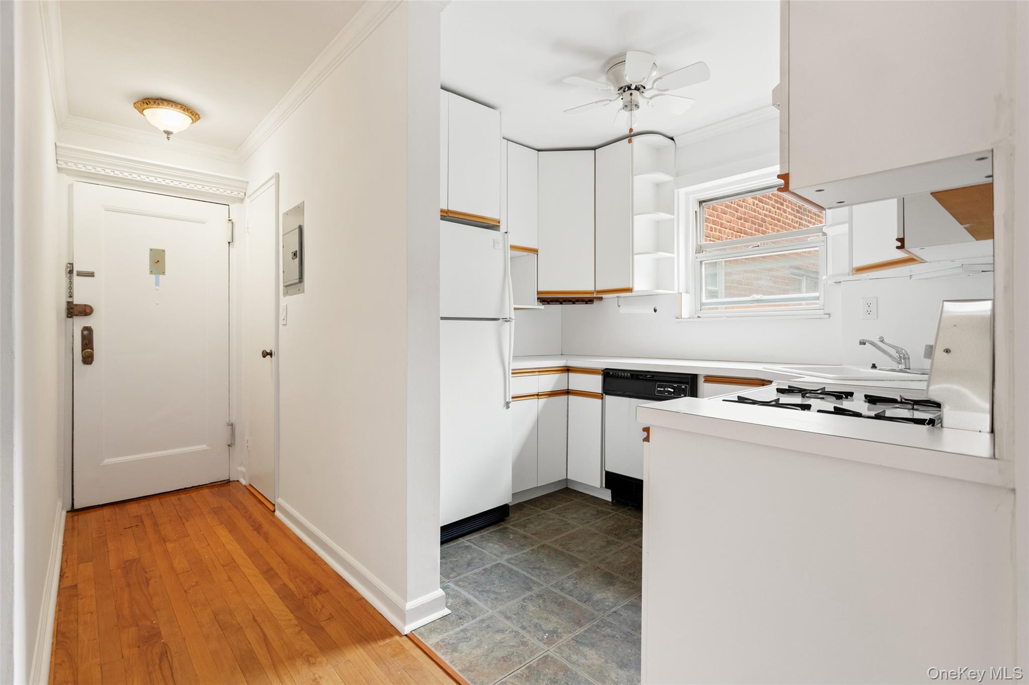 320 S Broadway, Unit P7 photo 8
