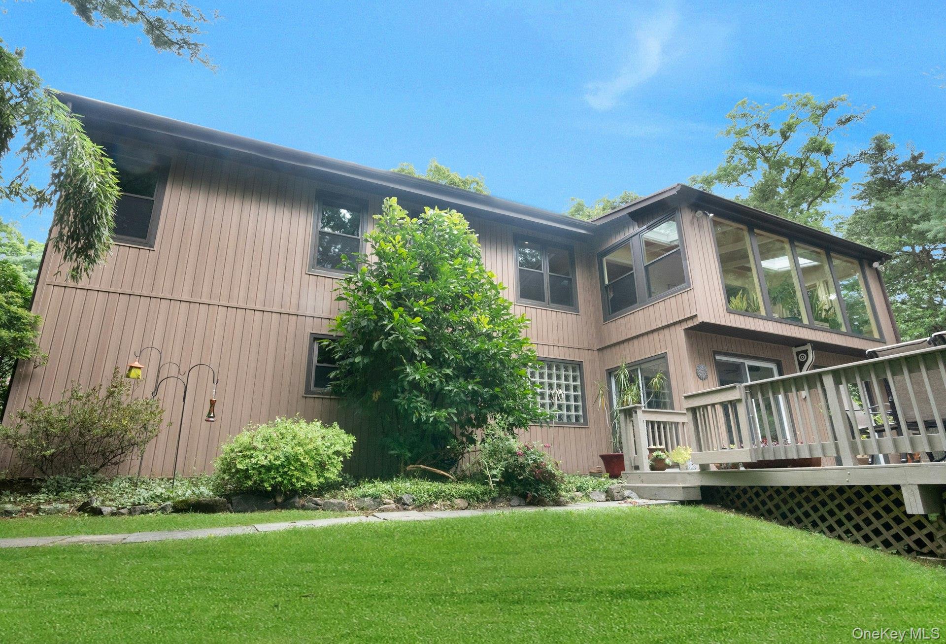 2 Lakeview Avenue W – For Sale photo 31