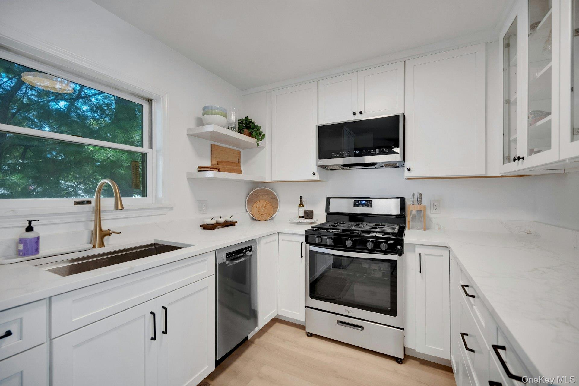 17 Wood Court, Unit A photo 13