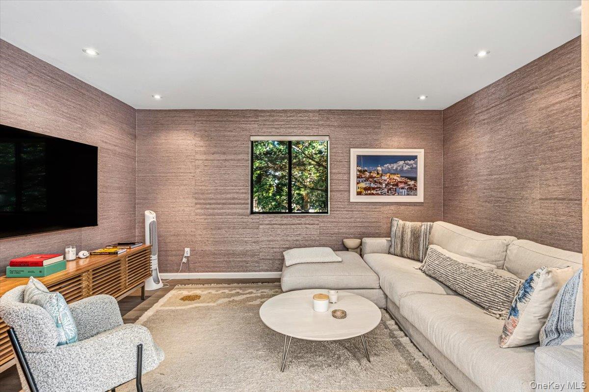 3 Quantuck Bay Lane – For Sale photo 12