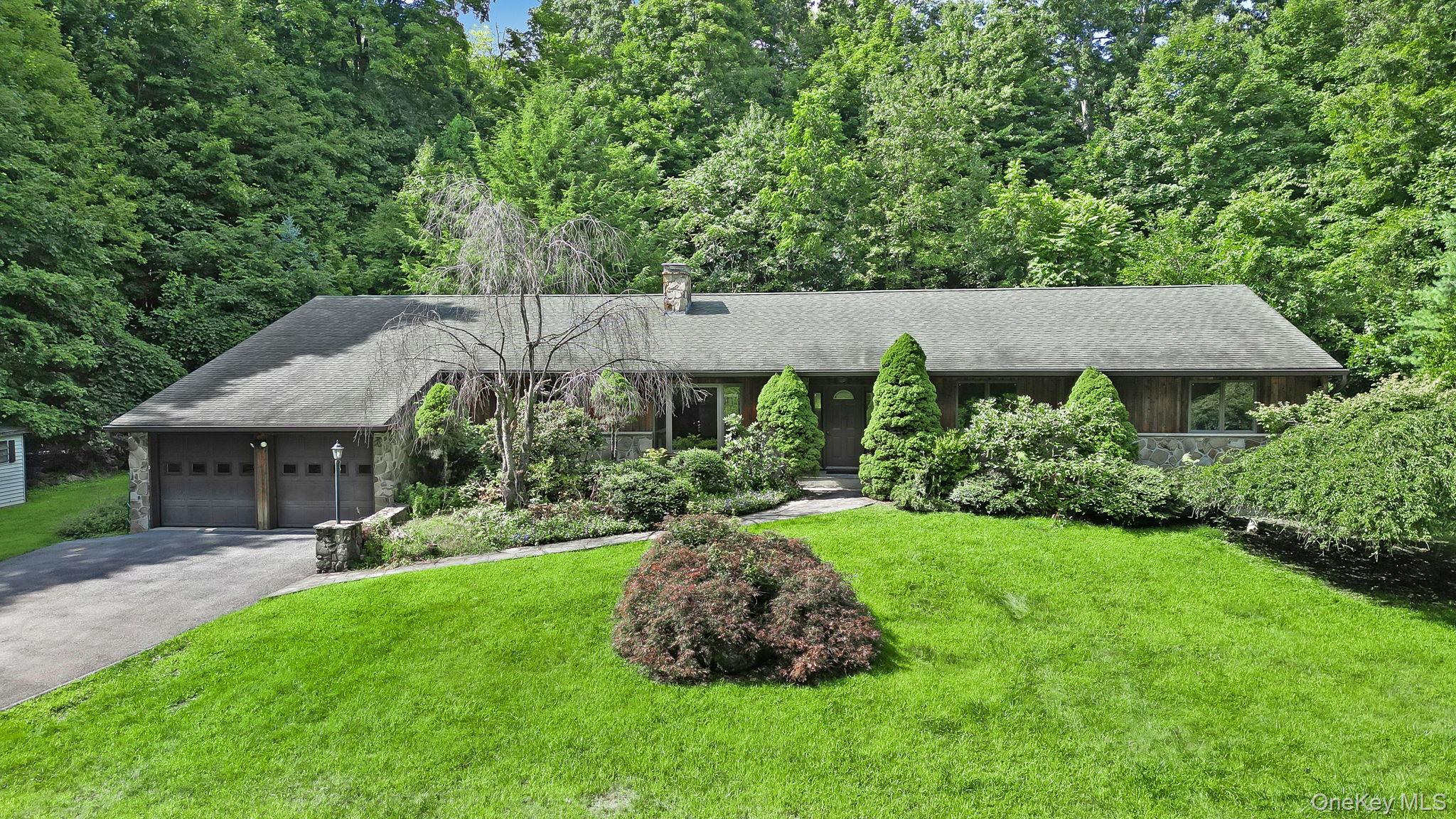 1169 Ridgebury Road – For Sale