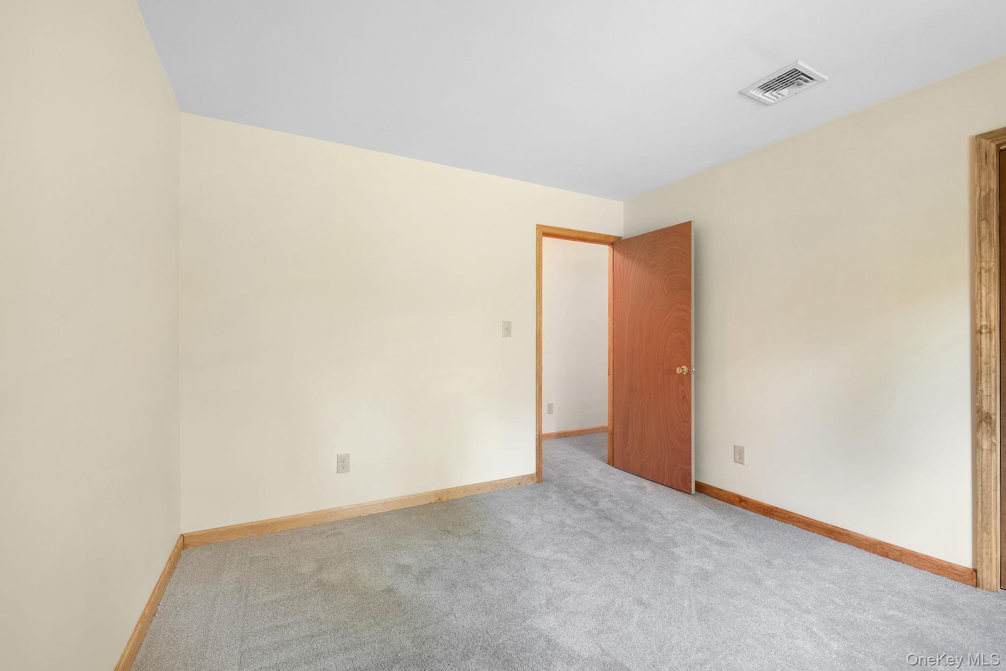 1169 Ridgebury Road – For Sale photo 16