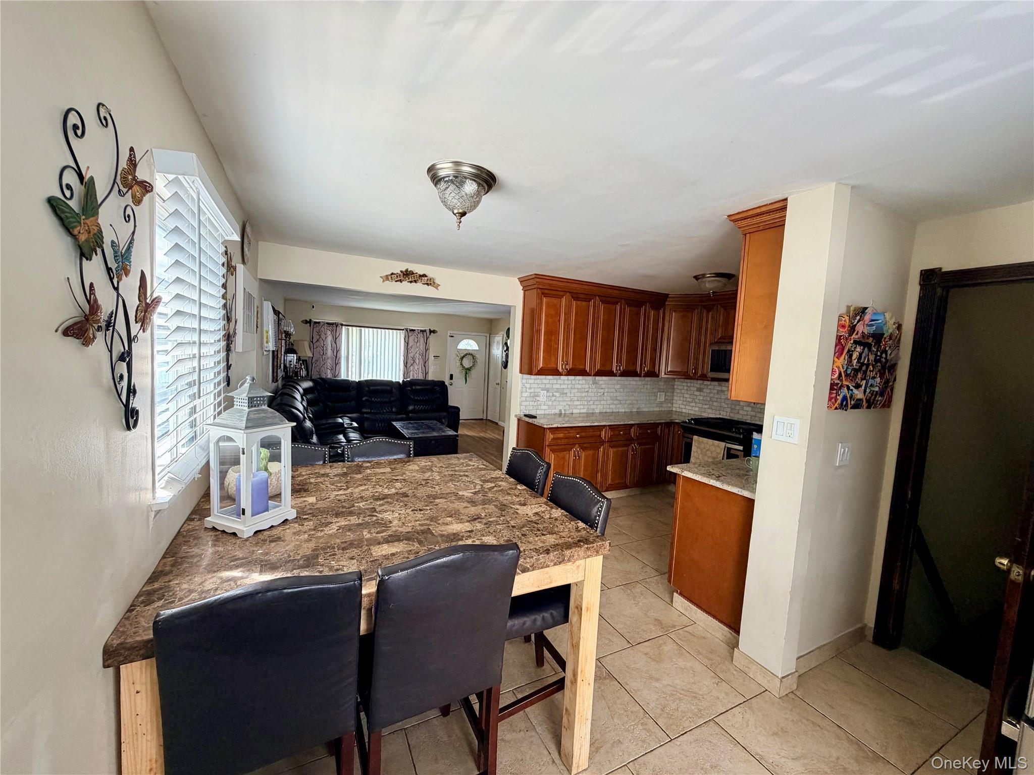 20 Jamaica Avenue – For Sale photo 11