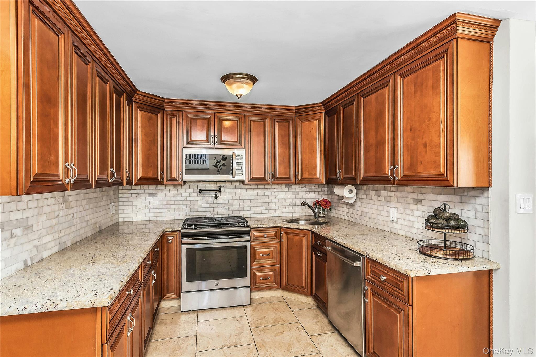 20 Jamaica Avenue – For Sale photo 8