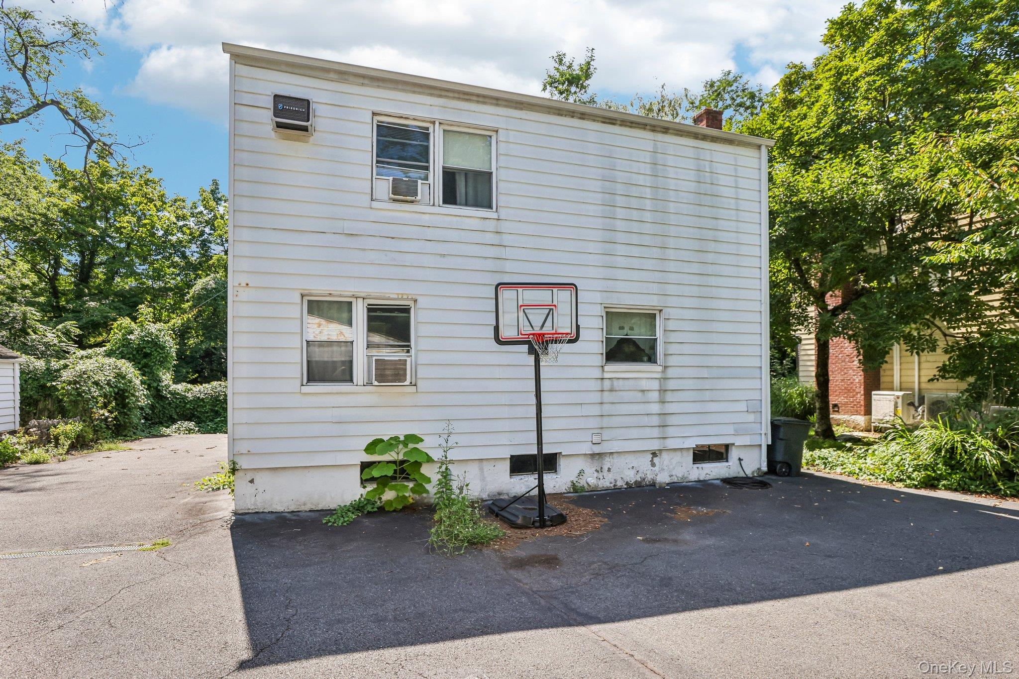 12 Bryn Mawr Parkway – For Sale photo 21