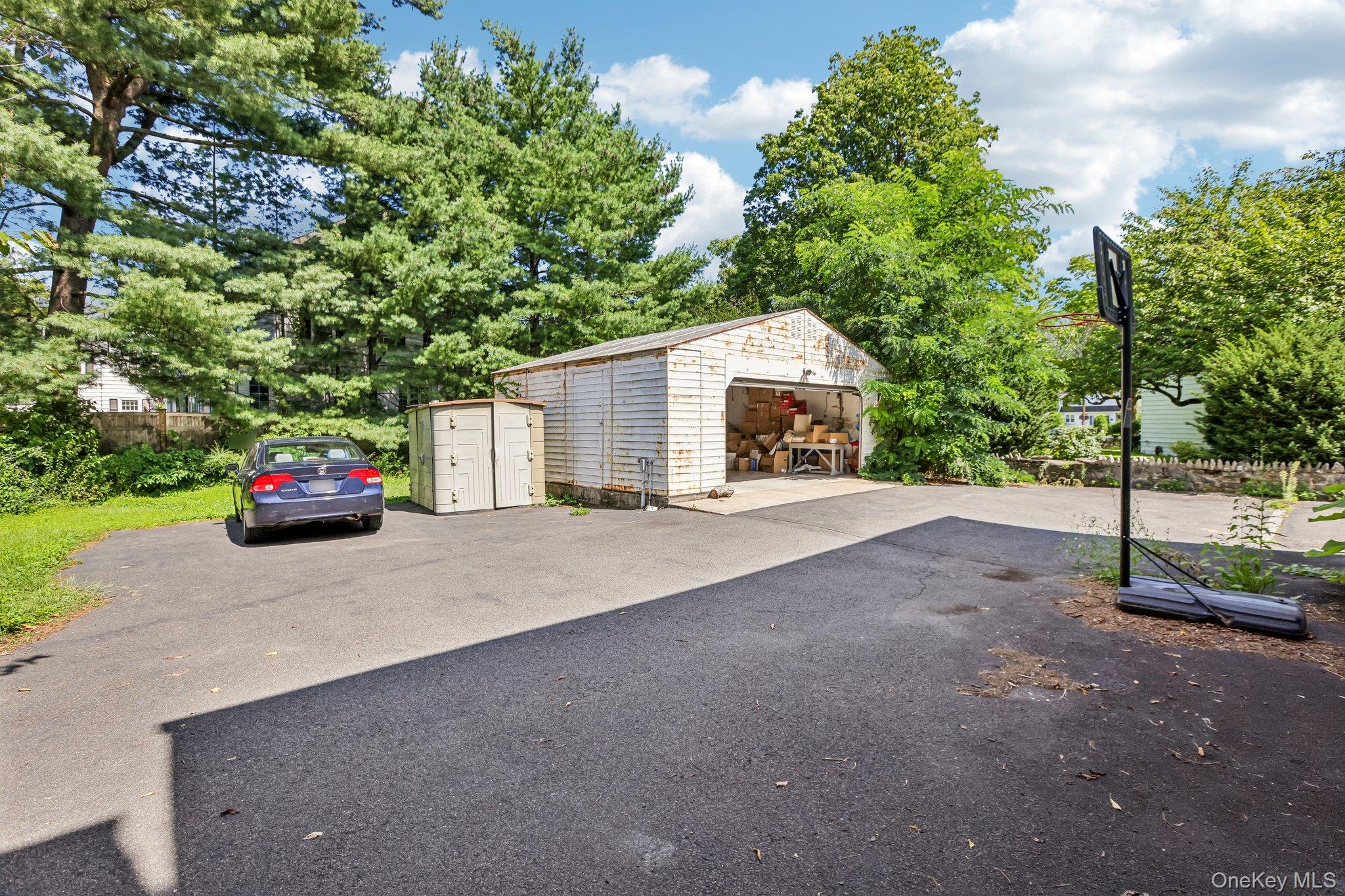 12 Bryn Mawr Parkway – For Sale photo 23