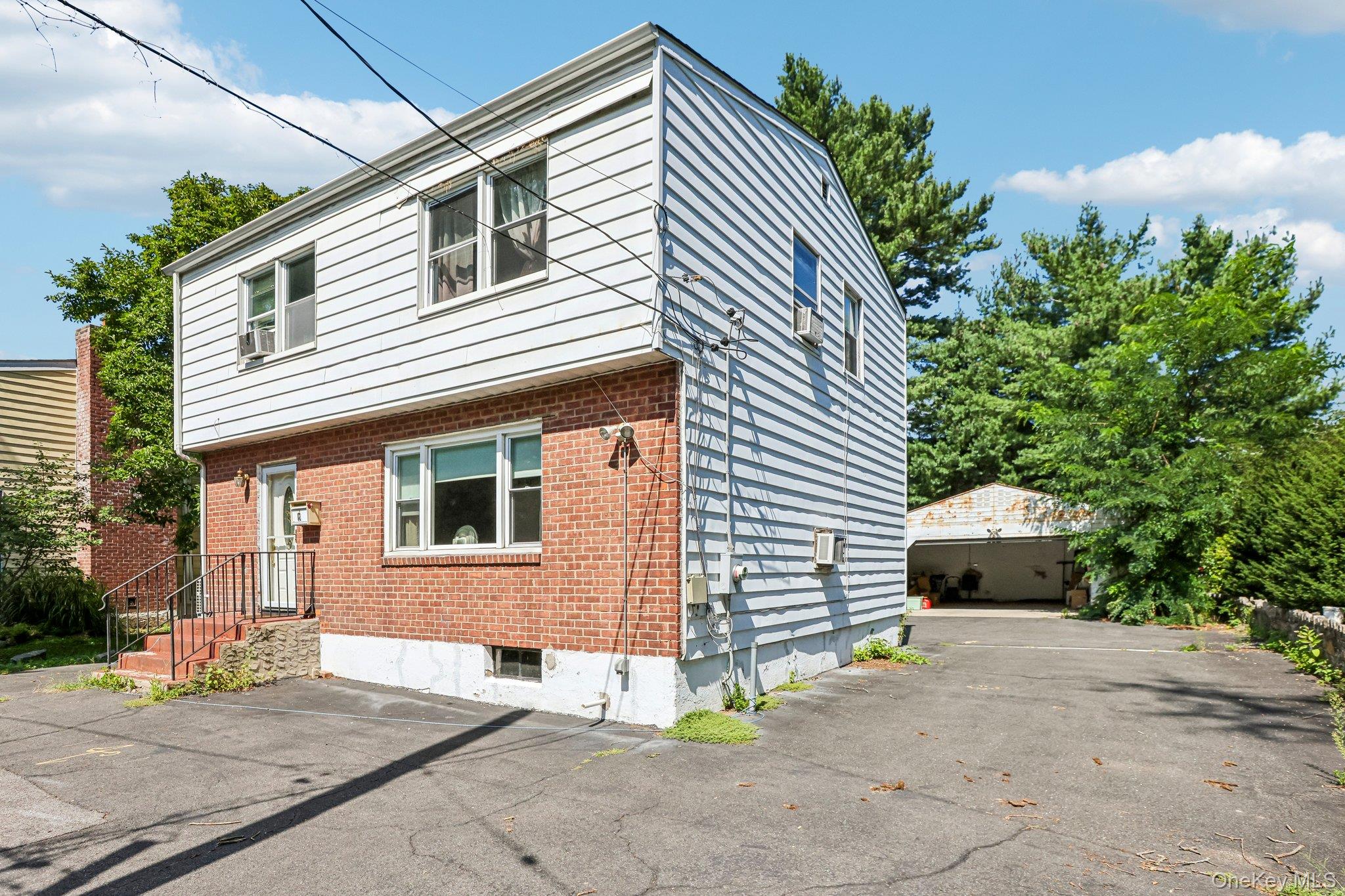 12 Bryn Mawr Parkway – For Sale photo 3