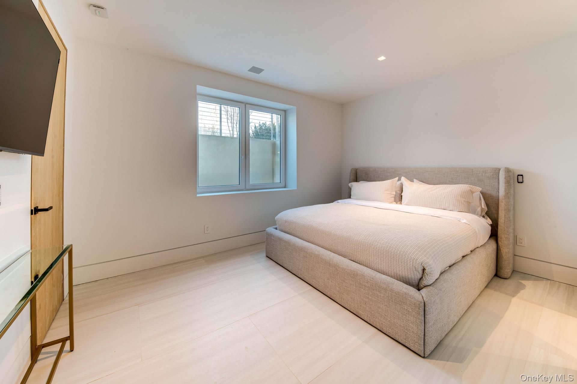 18 Sarahs Way – For Rent photo 43