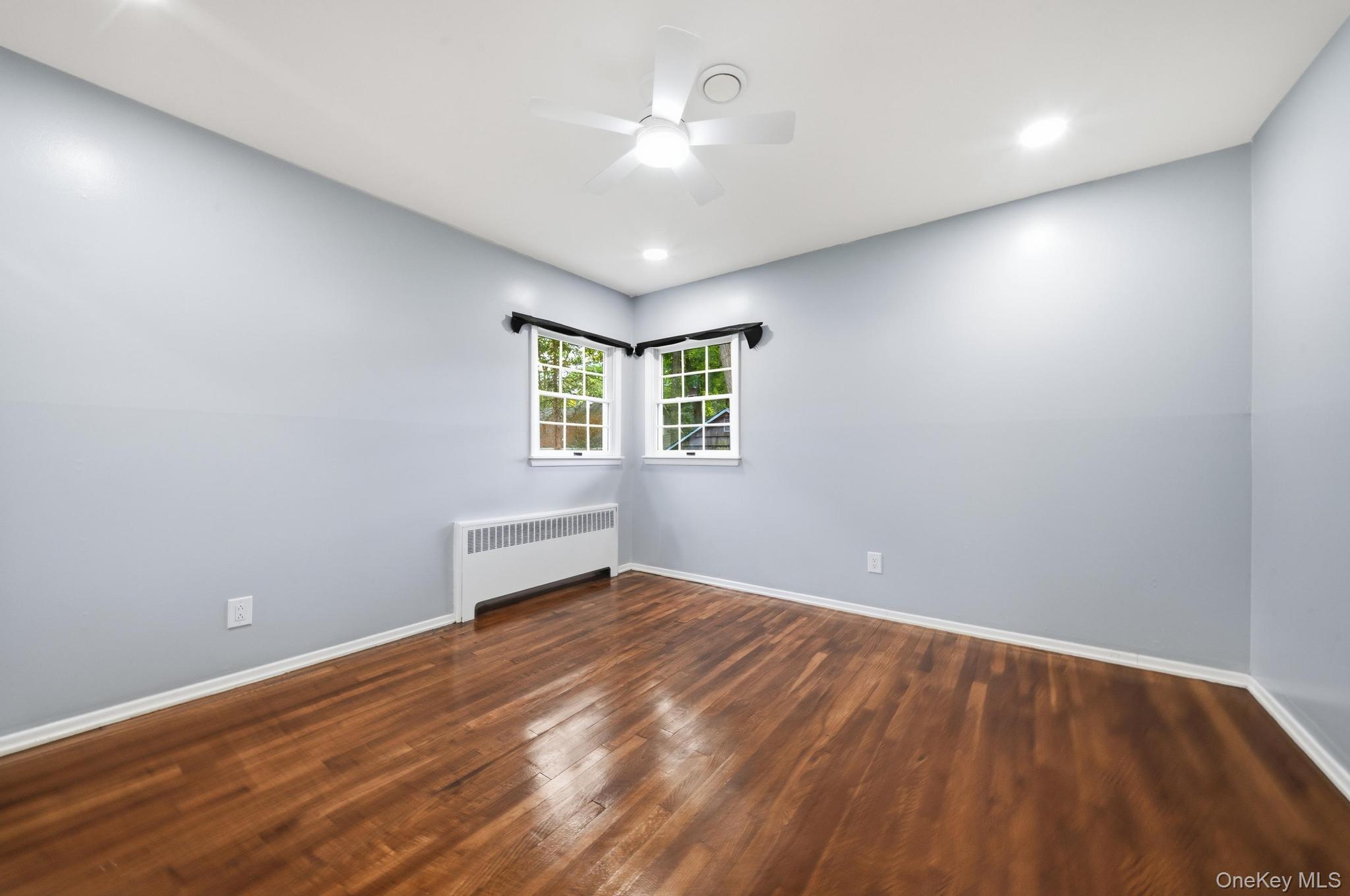 8 Dee place – For Sale photo 25