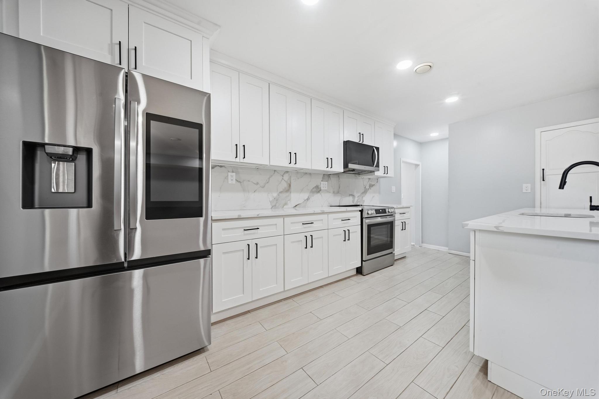 8 Dee place – For Sale photo 34