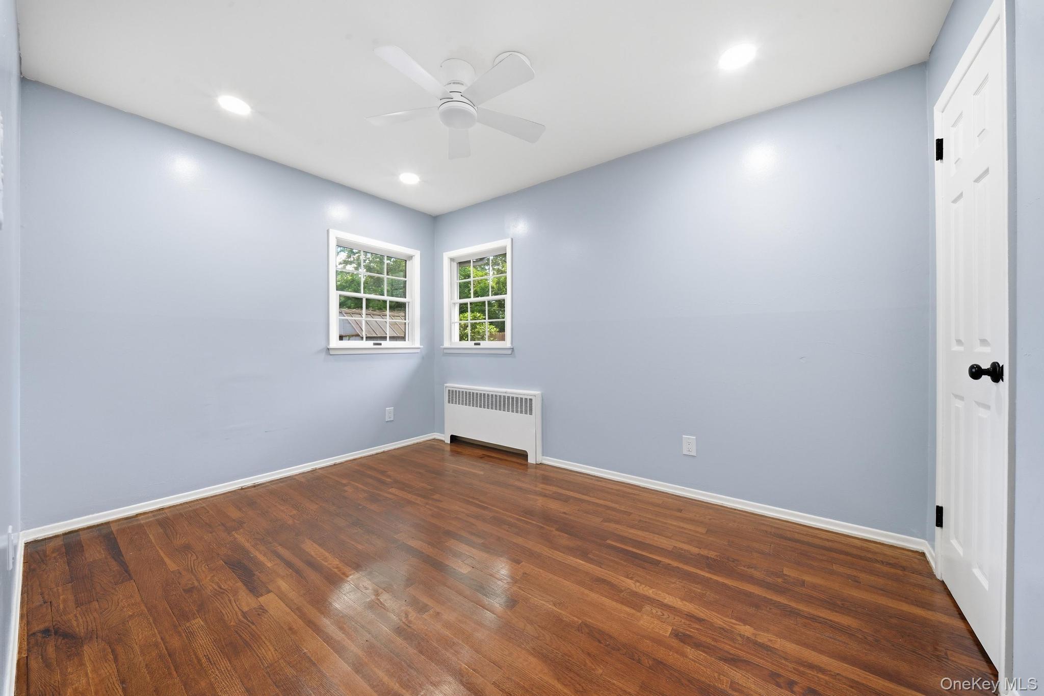 8 Dee place – For Sale photo 27