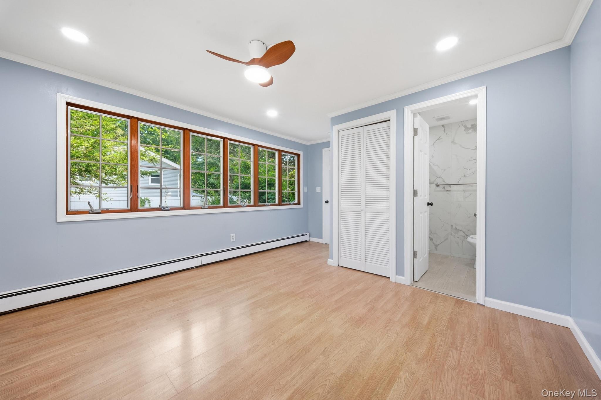 8 Dee place – For Sale photo 21